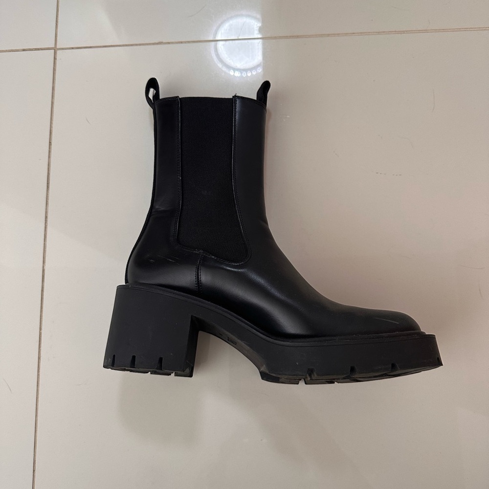ZARA Ankle Chelsea Stretch Black Chunky Boots sz 40
